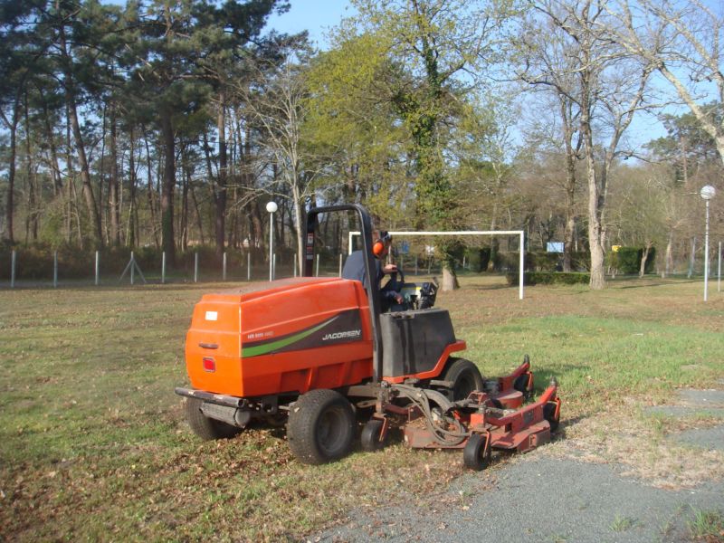 Entretien des espaces verts à Arsac